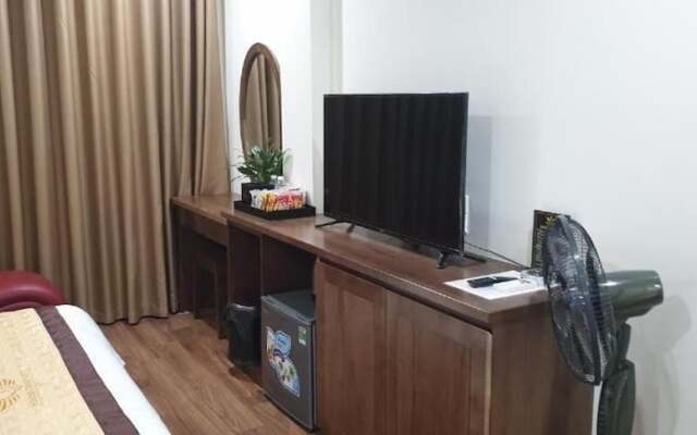 Phuong Trang Hotel by Bay Luxury