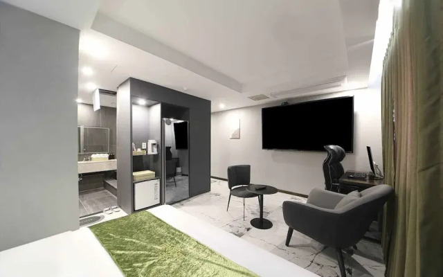 Hanabi Hotel