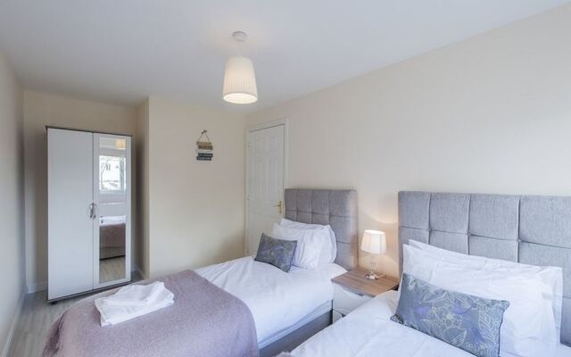 Duloch Apartments KW