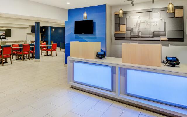 Holiday Inn Express Newberg - Wine Country by IHG