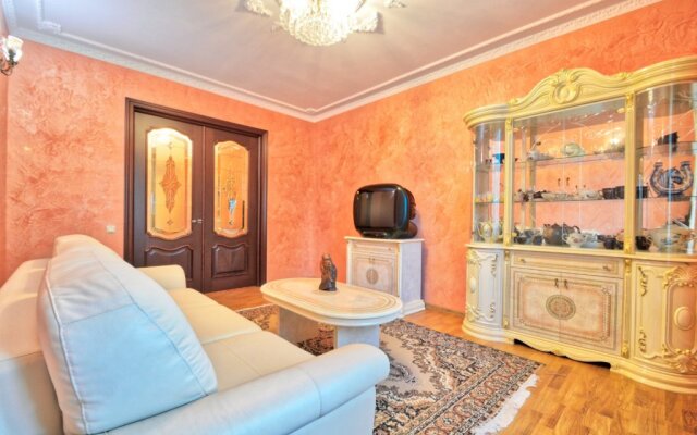Apartamentyi V Venetsianskom Stile / Luxury Suite