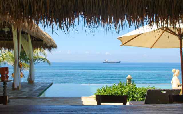Sea Breeze Candidasa
