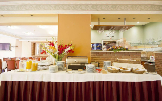 Alfa Art Hotel