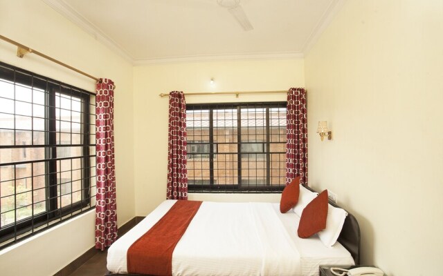 OYO 493 Hotel The Holy Birth