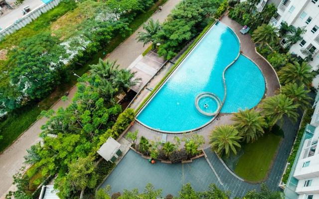 Scenic 1Br Apartment At Mustika Golf Residence