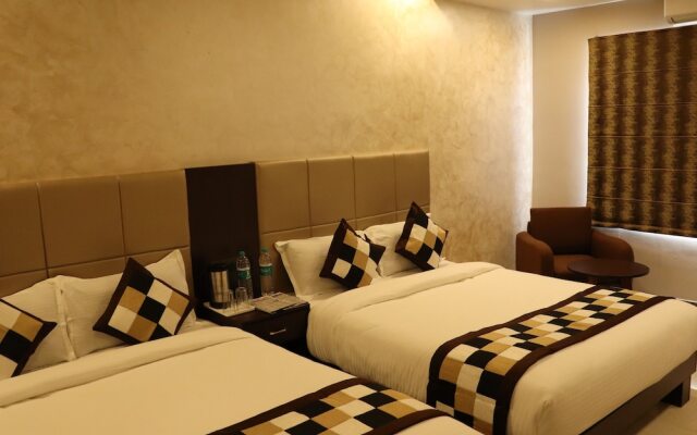 Mangal Grand Hotel