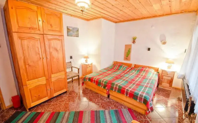 Palyongov Guest House