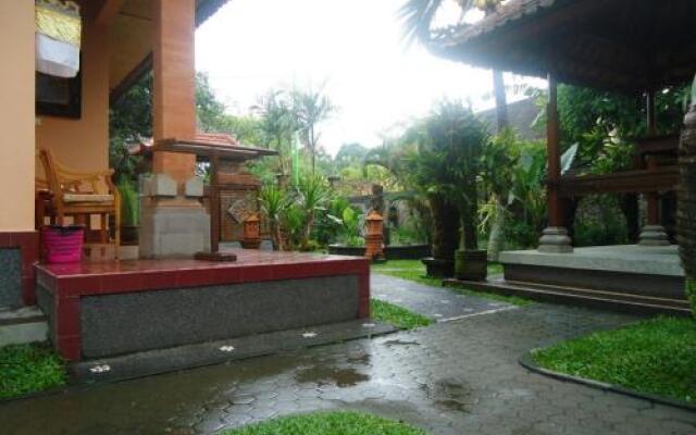 Pondok Oka Homestay