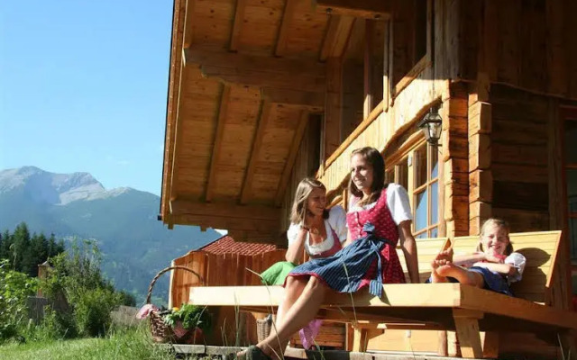 Chalet Resort LaPosch
