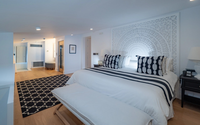 Abaton Island Resort & Spa