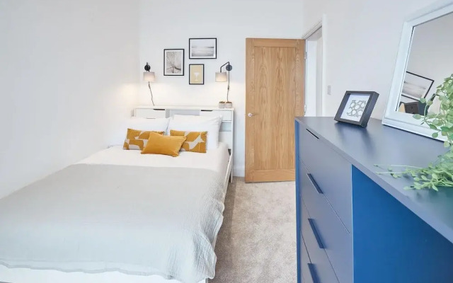 Host Stay Anchors Away