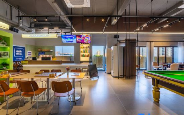 WulinyiYouth Hotel (Hangzhou Jindi Plaza Jinjiadu Subway  Station Branch) – Entertainment – Hangzhou