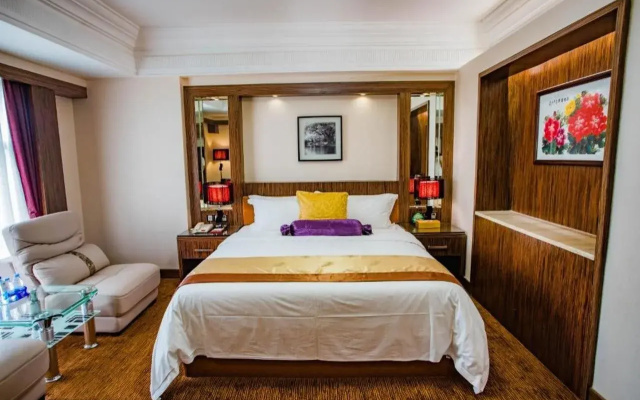 Nanyang King's Gate Hotel - Free Shuttle Service to Canton Fair