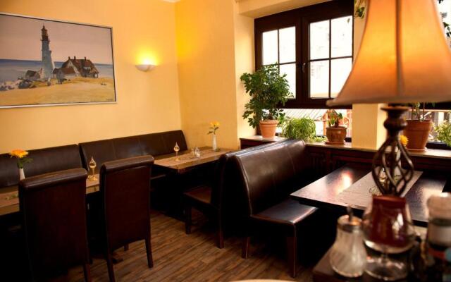 Neubert s Gasthaus am Rhein