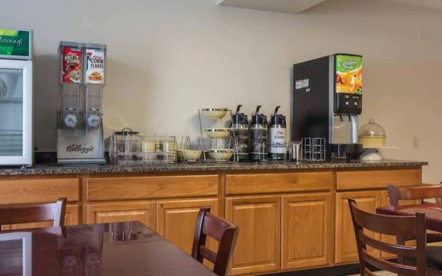 Days Inn by Wyndham Hartsfield Jackson Atlanta Airport West