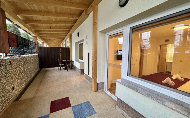 Hotel Center