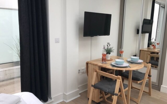 Cosy Felgate Mews Apartment - STD