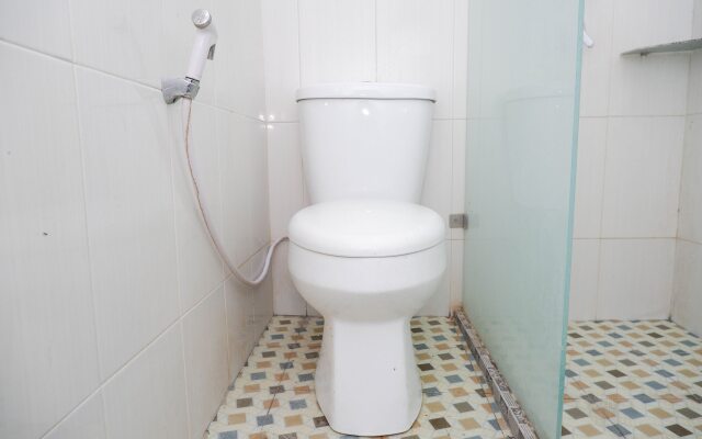 OYO 1284 Executive Residence