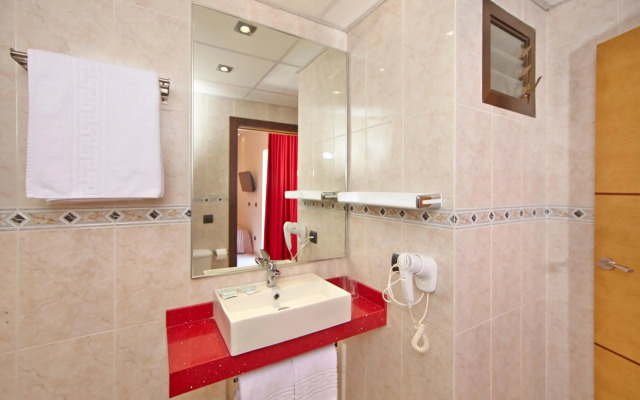 MLL Caribbean Bay Hotel