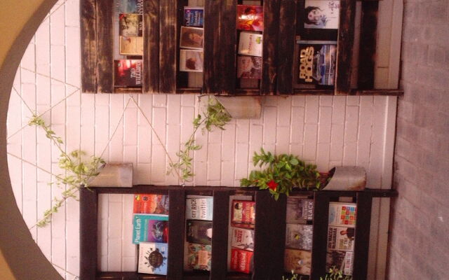 Six Degrees Boutique Hotel