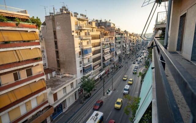 Dimotiko Theatro metro st. 1 bedroom 4 pers. flat
