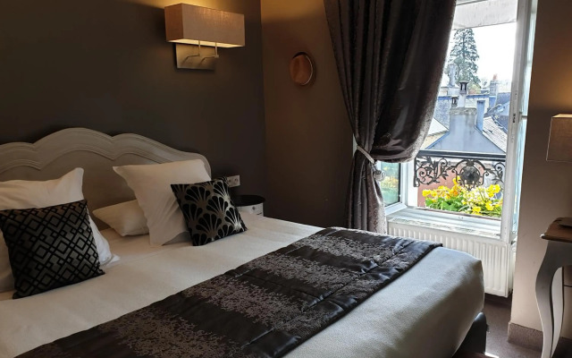 Hotel Le Lion d'Or et restaurant la Table du Lion