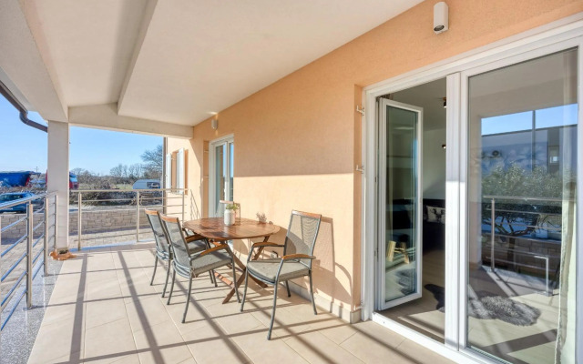 Holiday House Sunrise