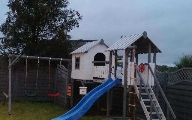 POKOJE GOŚCINNE AZALIOWA 34 Mielno