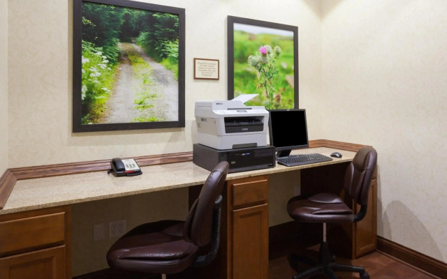 Country Inn & Suites by Radisson, Minot, ND