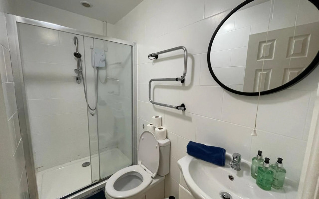 3 Person Apartment in City Centre