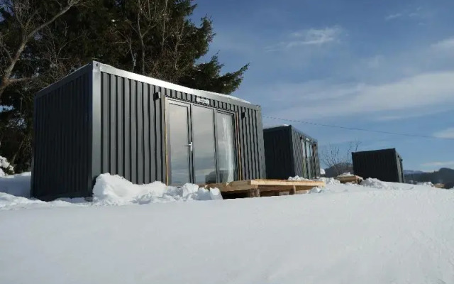 Ursa Mica Glamping Resort