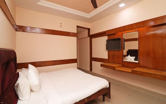 SPOT ON 37002 Hotel Natraj