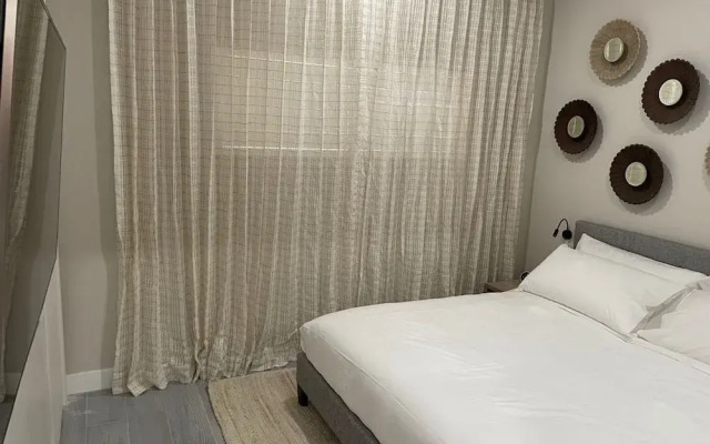 Cayman Luxury Rentals at The Grove