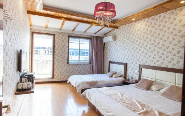 Wuzhen Times Town Theme Inn