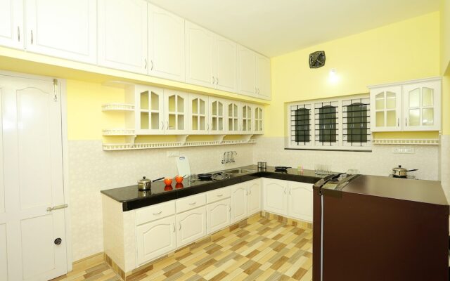 OYO Home 28030 Lively Stay