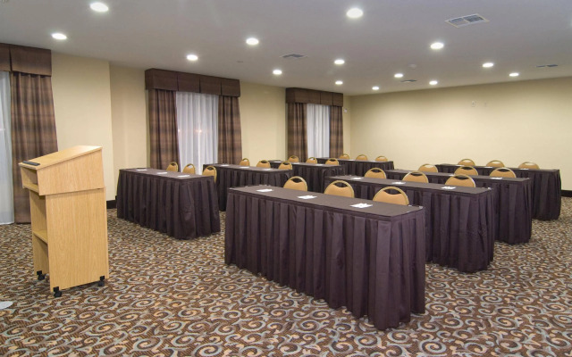 Best Western Bastrop Pines Inn