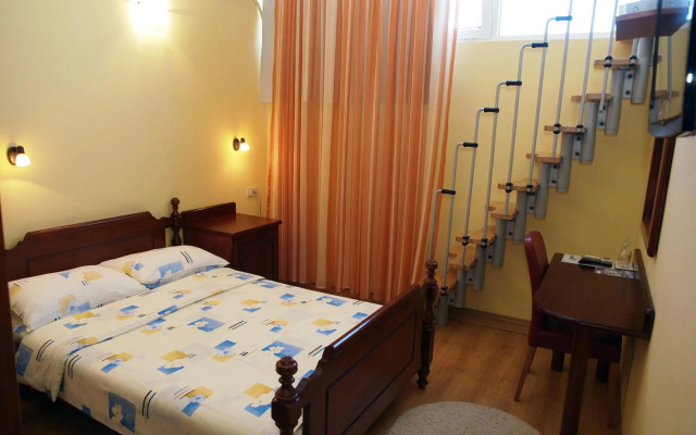 Hotel Laguna