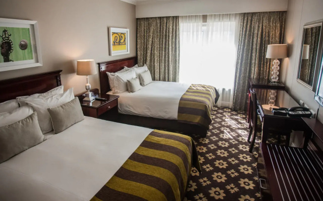 Hemingways Hotel