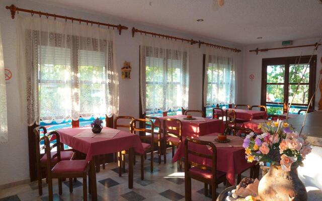 Paris Beach Hotel