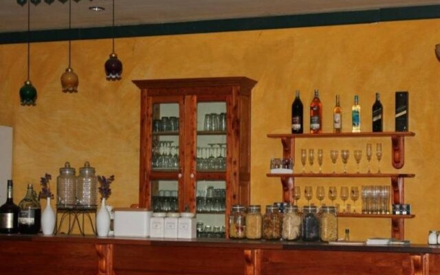 Amigo Saloon Khaoyai Hotel