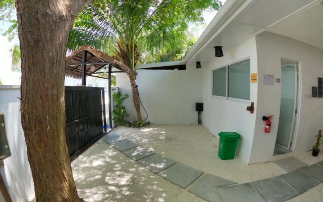 Nirili Villa in Dhiffushi, Maldives from 64$, photos, reviews - zenhotels.com