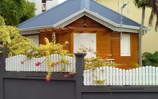 Bungalow With in Le Gosier With Pool Access Enclosed Gar