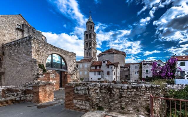 Modern and Practical Studio in the Heart of Split