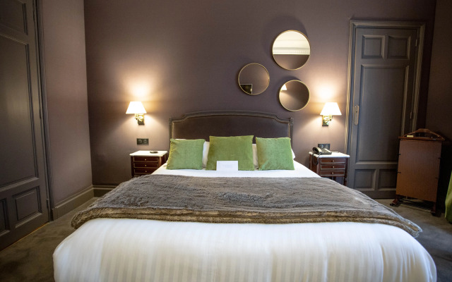 Hotel Carlton