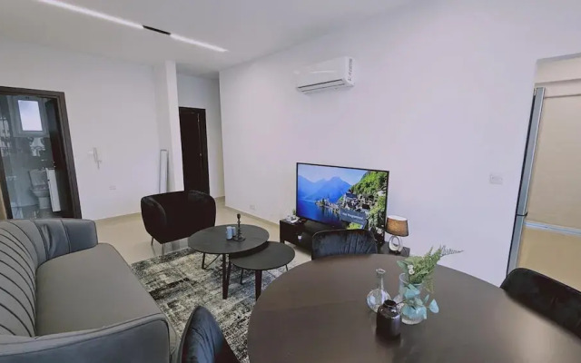 104 NIC - 303 Stay Cosmo City Suite