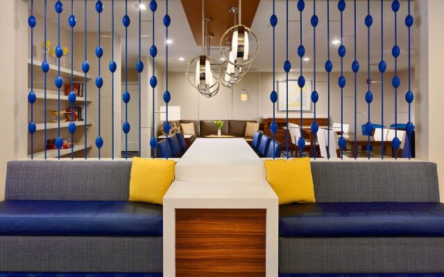 Sonesta ES Suites Somerset