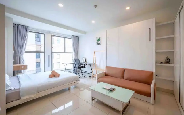 Saigon Royal View Residence & River