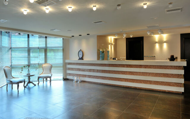 Sani Polyastron Hotel & Spa