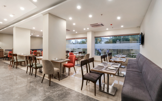 Starlit Suites Newtown Kolkata