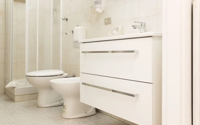10 - 12 Tourist House Apartment Centre Bologna